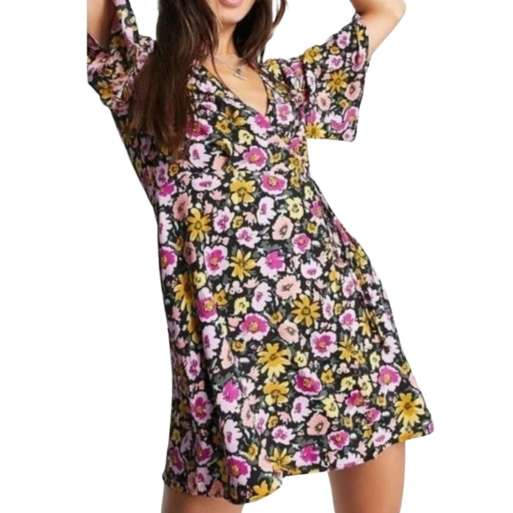 Top shop Angel Multicolor Black Floral Wrap Dress Sz 12 Layered Bell Sleeve‎ New